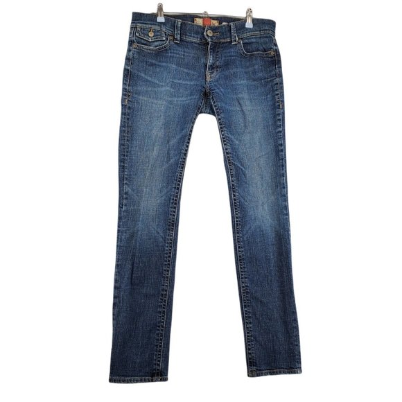 Old Navy Denim - Old Navy Jeans Women’s 5 Pocket Medium Wash Straight leg stretch Blue  6